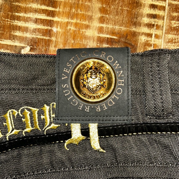Very rare crown holder jeans that I bought in china - Picture 6 of 6